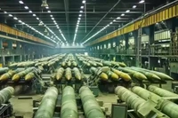 Một nhà máy sản xuất tên lửa của Iran với công suất tăng mạnh sau khi bùng phát chiến tranh. Ảnh: QQnews.