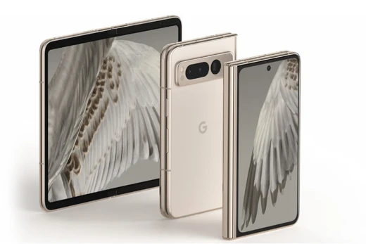 Google Pixel Fold ra mắt với thiết kế nhỏ gọn, chip Tensor G2 (Ảnh: Gizmochina)