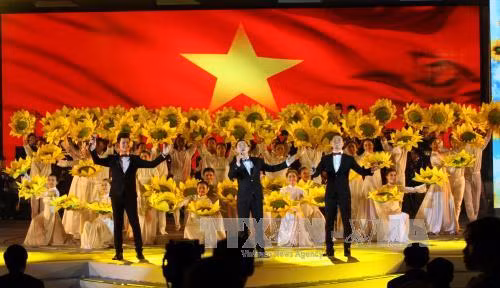 Một trong số các tiết mục văn nghệ đặc biệt của chương trình.