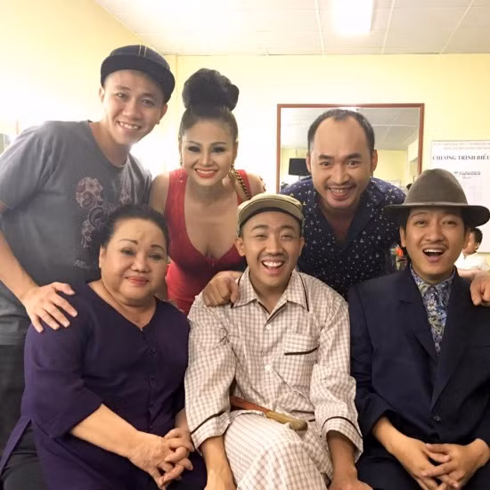 10 ảnh hot facebook nhà sao Việt 27/1 ảnh 4