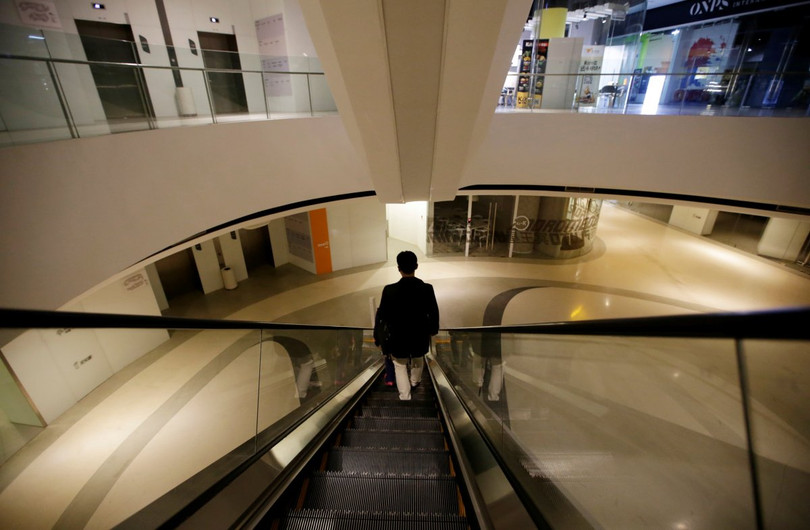 Cận cảnh cuộc sống ăn, ngủ, tắm ngay tại văn phòng của nhân viên IT Trung Quốc ảnh 15