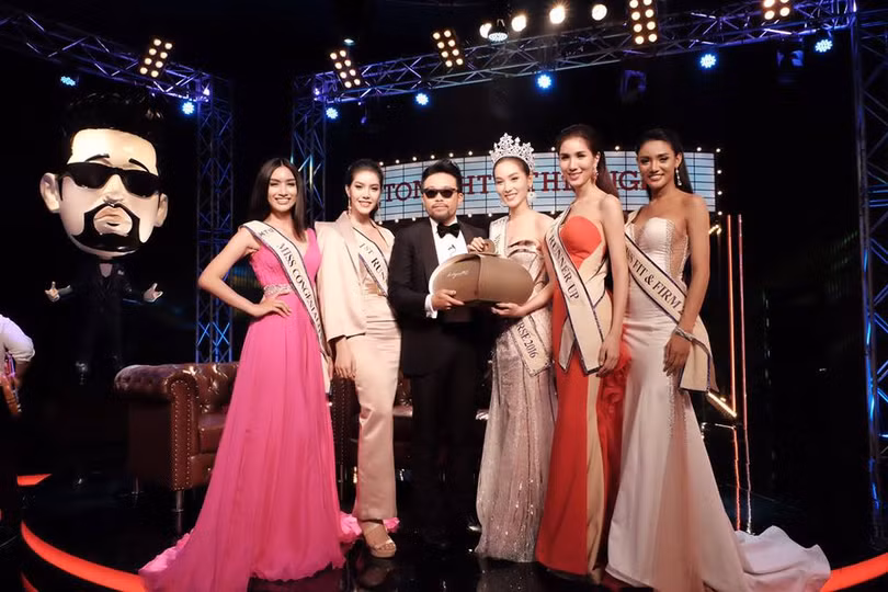 Vẻ đẹp 'vạn người mê' của Tân Hoa hậu chuyển giới Thái Lan ảnh 3