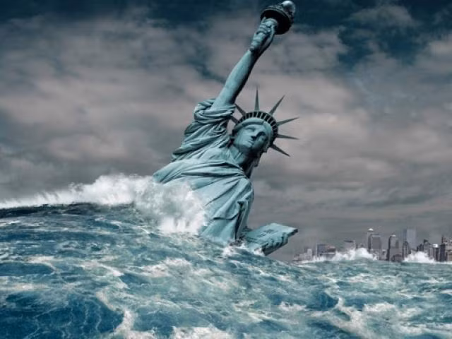 Dự án sóng thần "khủng khiếp" của Liên Xô (Ảnh Tư liệu)