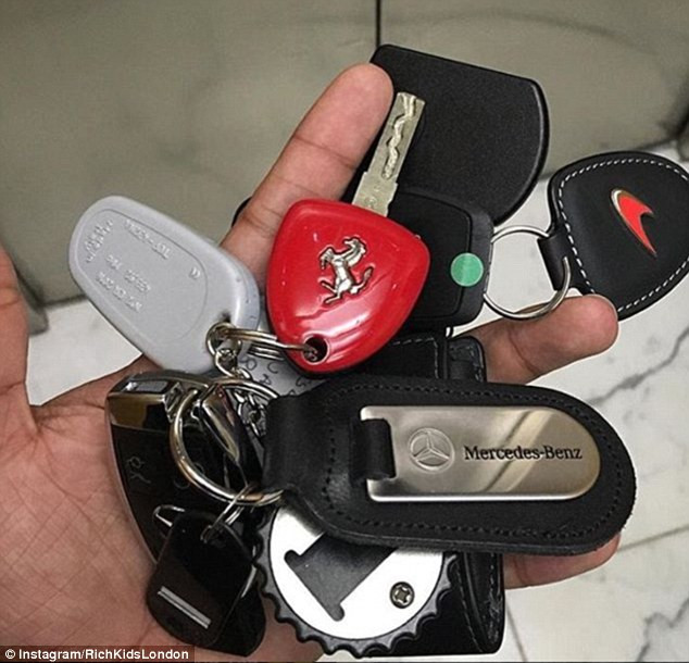 Video: Thú khoe tiền dị hợm của Hội con nhà giàu Anh ảnh 21