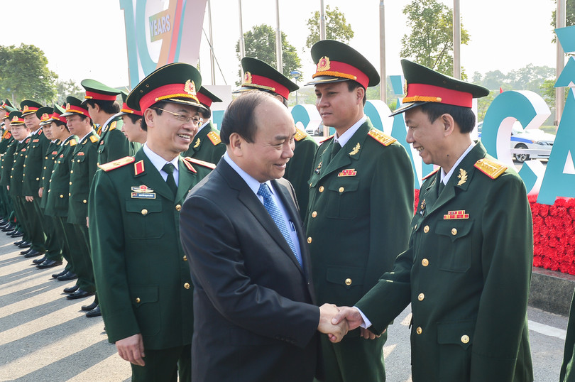 Thủ tướng Nguyễn Xuân Phúc: "Viettel phải bảo vệ thương hiệu của mình như bảo vệ tài sản của quốc gia" Thủ tướng Nguyễn Xuân Phúc: "Viettel phải bảo vệ thương hiệu của mình như bảo vệ tài sản của quốc gia"