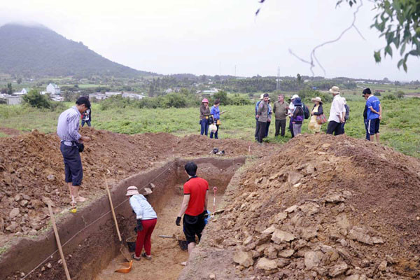 Phát hiện các di tích sơ kỳ đá cũ ở thị xã An Kê, tỉnh Gia Lai.