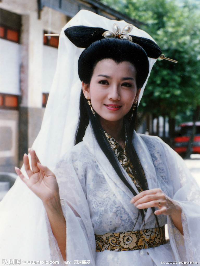 Những mỹ nhân Hoa ngữ như bước ra từ nguyên tác ảnh 30 Những mỹ nhân Hoa ngữ như bước ra từ nguyên tác ảnh 30