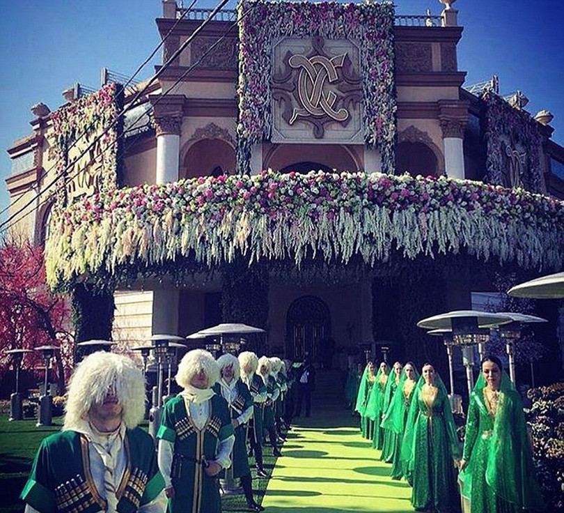 Video: Đám cưới xa hoa nhất hành tinh của con trai tỷ phú Nga ảnh 10