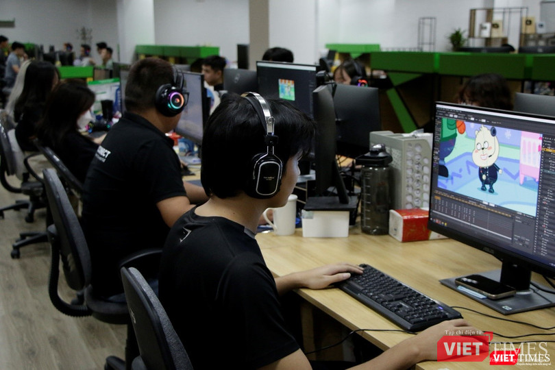 Doanh nghiệp cần tính toán bước chuyển từ mô hình kiếm tiền nhanh sang mô hình phát triển bền vững. Doanh nghiệp cần tính toán bước chuyển từ mô hình kiếm tiền nhanh sang mô hình phát triển bền vững.