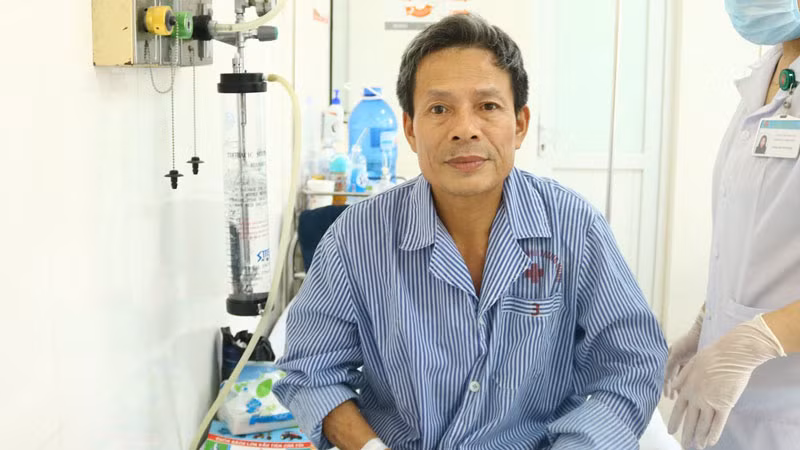 Bệnh nhân Bùi Văn Bằng phục hồi sau khi mổ cắt u tại Bệnh viện Phổi Trung ương