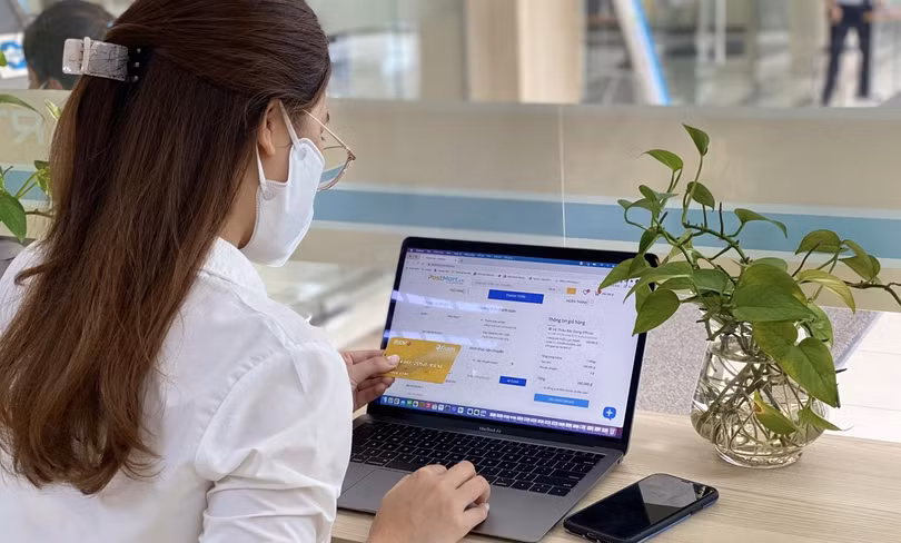 Bên cạnh cách thức mua hàng truyền thống, người dân còn có thể mua nhãn lồng Hưng Yên trên sàn thương mại điện tử Postmart.