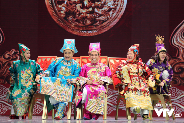 Táo quân 2018: Cười lăn lộn với cuộc đua giành ghế của các Táo - Ảnh 1.