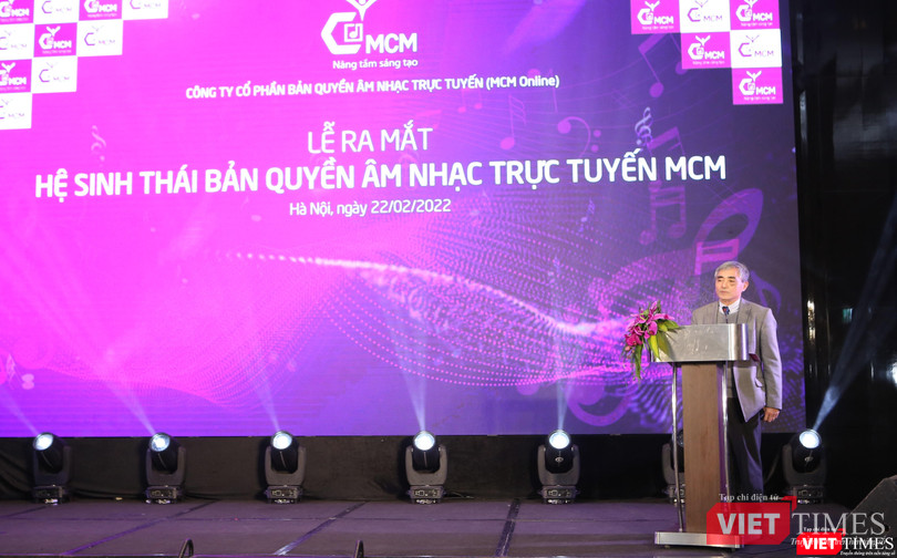 Ông Nguyễn Minh Hồng - Chủ tịch Hội Truyền thông số Việt Nam phát biểu. Ông Nguyễn Minh Hồng - Chủ tịch Hội Truyền thông số Việt Nam phát biểu.