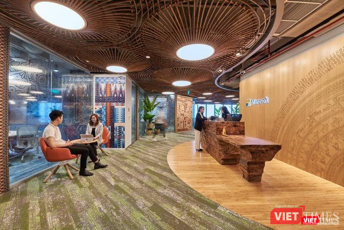 Văn phòng mới của Microsoft Việt Nam mang nhiều hình ảnh biểu trưng của dân tộc.