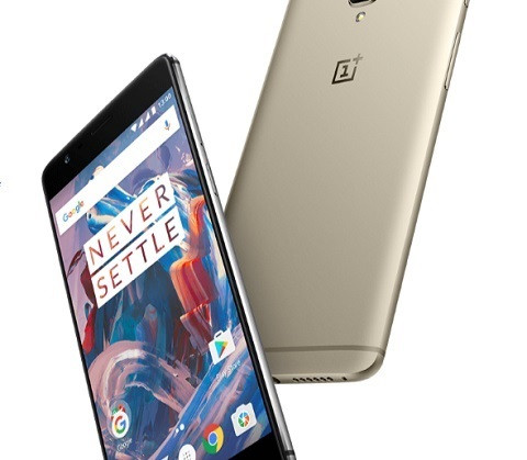 1. OnePlus 3. Đây là một trong những smartphone “đốn tim” người dùng năm nay. Điện thoại thông minh này tập hợp tất cả các thành phần của mô hình cao cấp từ thiết kế, giao diện đến thông số kỹ thuật, tuổi thọ pin. Tất cả chỉ niêm yết với giá cạnh tranh khoảng 10 triệu đồng. So với OnePlus 2, phiên bản thứ ba này mang đến độ mảnh trong thiết kế, hiệu suất mạnh mẽ, sạc nhanh, quản lý độ nóng tốt hơn, màn hình với độ tương phản sáng hơn, camera phía trước tốt nhất, cảm biến sinh trắc học và NFC. OnePlus 3 là một điện thoại thông minh cao cấp, thực sự quyến rũ. Điều này càng tuyệt hơn với sản phẩm ở mức giá này.