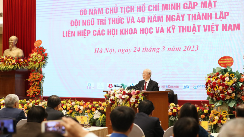 Tổng Bí thư mong muốn đội ngũ trí thức KHCN cần nỗ lực phấn đấu hơn nữa cho sự nghiệp xây dựng, phát triển nhanh và bền vững của đất nước. Tổng Bí thư mong muốn đội ngũ trí thức KHCN cần nỗ lực phấn đấu hơn nữa cho sự nghiệp xây dựng, phát triển nhanh và bền vững của đất nước.