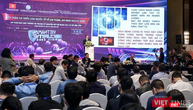 Toàn cảnh hội thảo. Toàn cảnh hội thảo.