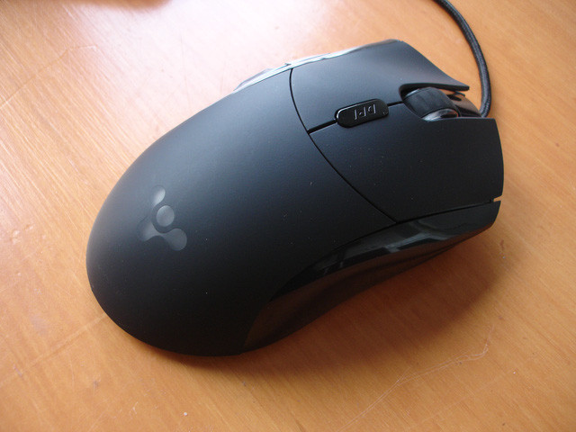 3 chuột chơi game cực lạ của cao thủ game bắn súng ảnh 2 3 chuột chơi game cực lạ của cao thủ game bắn súng ảnh 2