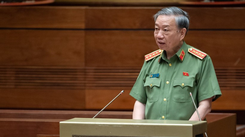 Bộ trưởng Bộ Công an Tô Lâm trao đổi về dự kiến điều chỉnh một số trường thông tin trên thẻ căn cước.