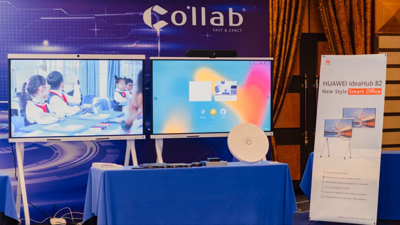 Màn hình IdeaHub tại sự kiện trưng bày các sản phẩm Audio Visual của Collab - Collab Partner Connect - Connect The Future