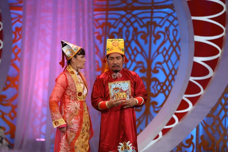 Thái độ tửng từng tưng của các Táo trước sự truy vấn của Ngọc Hoàng về tình trạng thực phẩm bẩn tràn lan khắp mọi nơi đã phần nào phản ánh ý thức kém của người dân và sự thiếu mạnh mẽ của pháp luật đối với ‘quốc nạn’ này, và cũng dễ lý giải vì sao con đường từ dạ dày đến nghĩa địa lại gần như vậy. 