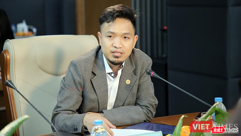 Ông Lê Trọng Tuấn cho rằng trong giải pháp lâu dài thì công cụ chỉ chiếm 30%, còn 70% đến từ ý chí lãnh đạo, việc thay đổi quy trình làm việc, cách làm việc,... Ông Lê Trọng Tuấn cho rằng trong giải pháp lâu dài thì công cụ chỉ chiếm 30%, còn 70% đến từ ý chí lãnh đạo, việc thay đổi quy trình làm việc, cách làm việc,...