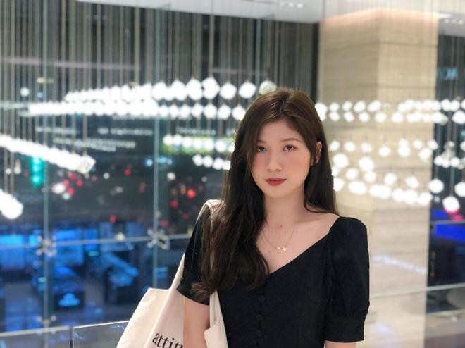 Hot girl làng võ Trang Cẩm Lành