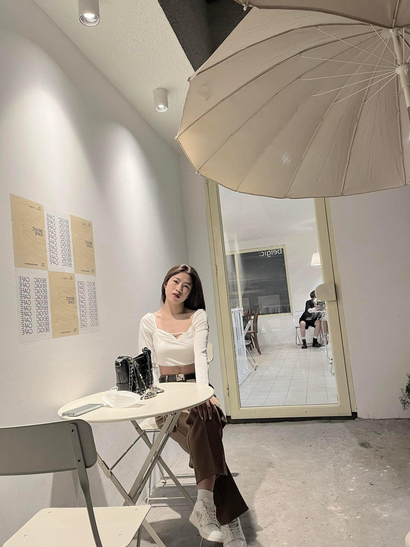 "Cơn lốc đường biên" chưa có bạn trai