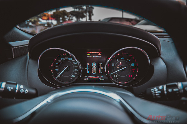 Cận cảnh "báo đỏ" Jaguar XE-S đầu tiên Việt Nam ảnh 9 Cận cảnh "báo đỏ" Jaguar XE-S đầu tiên Việt Nam ảnh 9