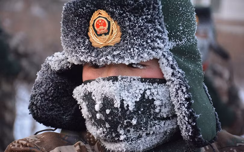 Ảnh: Thế giới chống chọi với đợt lạnh kỷ lục ảnh 13