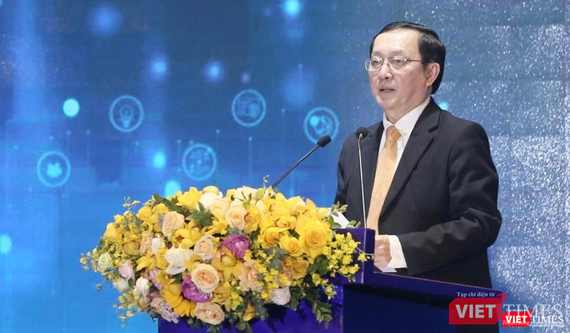 Bộ trưởng Huỳnh Thành Đạt cho rằng Hệ sinh thái khởi nghiệp sáng tạo Việt Nam đã từng bước hình thành các mạng lưới liên kết, thúc đẩy dòng chảy của tri thức, của công nghệ trong và ngoài nước. Bộ trưởng Huỳnh Thành Đạt cho rằng Hệ sinh thái khởi nghiệp sáng tạo Việt Nam đã từng bước hình thành các mạng lưới liên kết, thúc đẩy dòng chảy của tri thức, của công nghệ trong và ngoài nước.