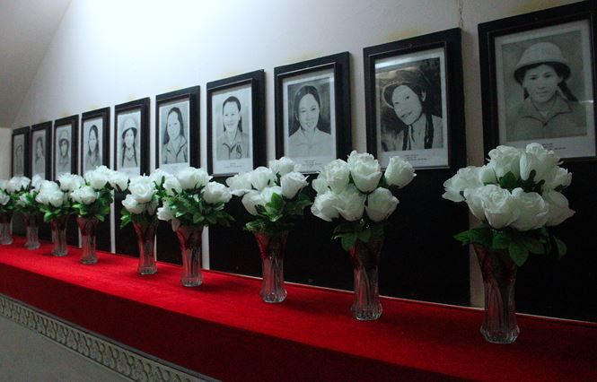 Chân dung 10 Cô gái TNXP Ngã ba Đồng Lộc.