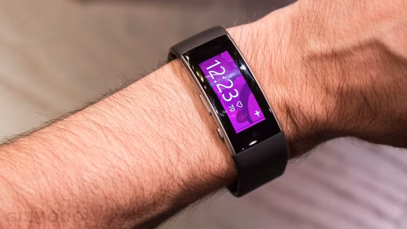 Microsoft kêu gọi đổi Apple Watch cũ lấy Band 2 mới