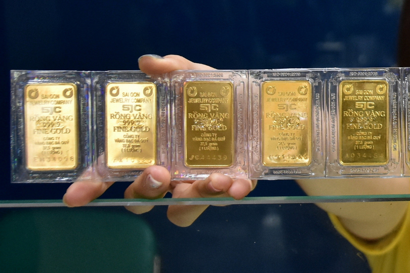 Vàng miếng SJC tăng đến 900.000 đồng/lượng ở chiều mua vào so với phiên sáng hôm qua. Ảnh minh hoạ.
