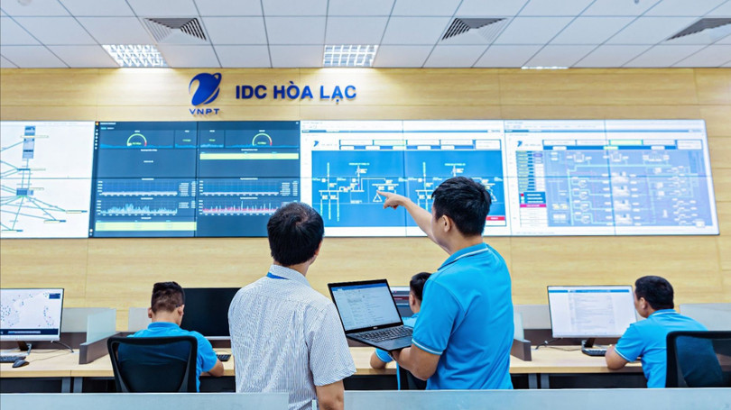 VNPT IDC Hòa Lạc điều hành bởi các kỹ sư đã có chứng chỉ chuyên sâu về Data Center như CDFOM, CDRP, CDMS, CTDC, CCNA, CCNP.