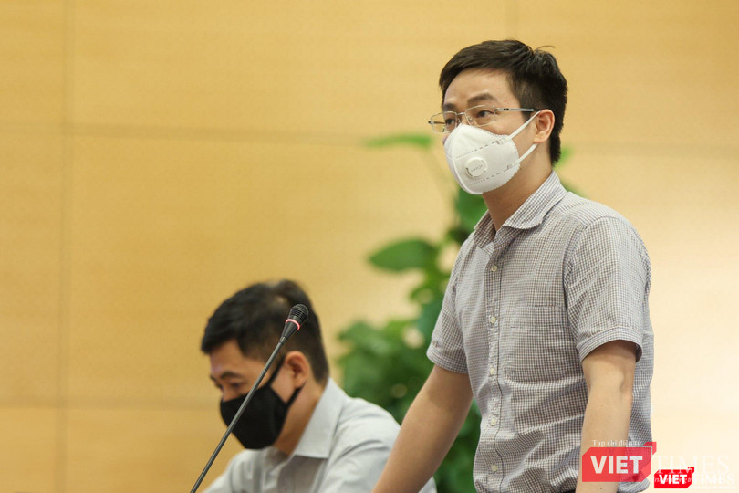 ông Trần Quang Hưng - Giám đốc Trung tâm Giám sát an toàn không gian mạng quốc gia (NCSC) tại buổi công bố chiến dịch tìm kiếm lỗ hổng bảo mật cho các nền tảng số hỗ trợ công tác phòng, chống dịch COVID-19 - vừa diễn ra chiều 4/10. ông Trần Quang Hưng - Giám đốc Trung tâm Giám sát an toàn không gian mạng quốc gia (NCSC) tại buổi công bố chiến dịch tìm kiếm lỗ hổng bảo mật cho các nền tảng số hỗ trợ công tác phòng, chống dịch COVID-19 - vừa diễn ra chiều 4/10.