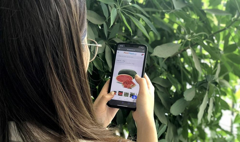 Các nông sản mùa vụ được đưa lên sàn thương mại điện tử.