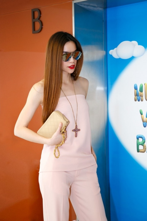 Ở dịp tái ngộ này, Hồ Ngọc Hà nói cô sẽ còn chuẩn bị tốt hơn trước. Về phần trang phục Hà Hồ đã chuẩn bị từ lâu.