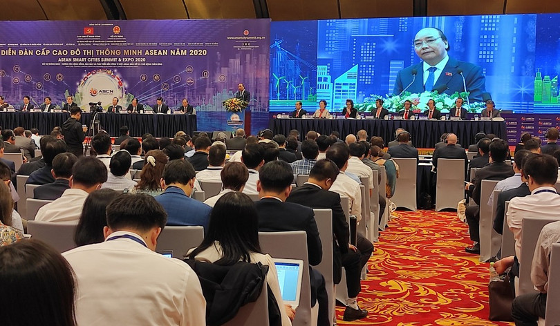 Thủ tướng Nguyễn Xuân Phúc phát biểu tại Diễn đàn cấp cao Đô thị thông minh ASEAN năm 2020. Ảnh: Anh Lê. 