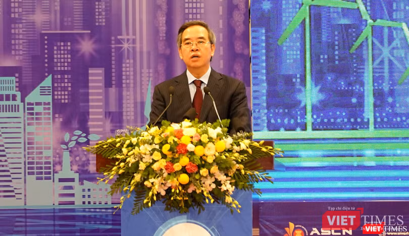 Ông Nguyễn Văn Bình - Trưởng Ban Kinh tế Trung ương. Ông Nguyễn Văn Bình - Trưởng Ban Kinh tế Trung ương.