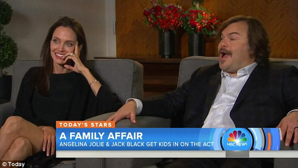 Ngôi nhà vợ chồng Angelina Jolie xáo trộn vì 1 người vô gia cư ảnh 1