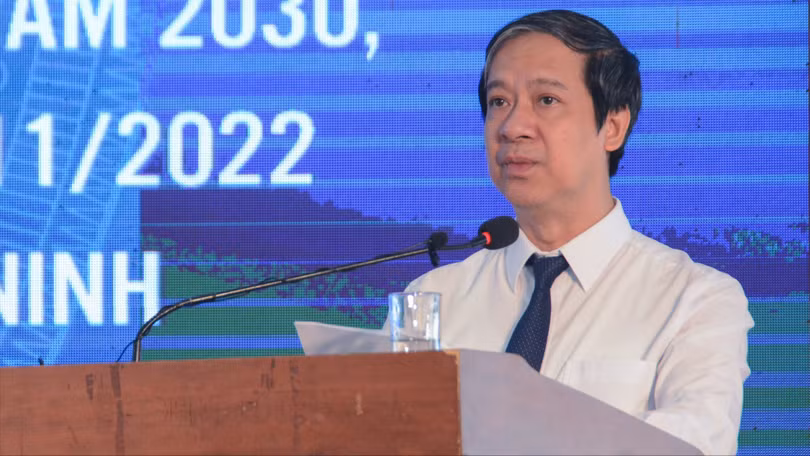 Bộ trưởng Nguyễn Kim Sơn phát biểu tại Hội nghị phát triển giáo dục và đào tạo vùng Bắc Trung Bộ và duyên hải Trung Bộ.