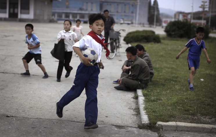 Những hình ảnh Kim Jong-un không muốn để lọt ra ngoài biên giới Triều Tiên ảnh 15