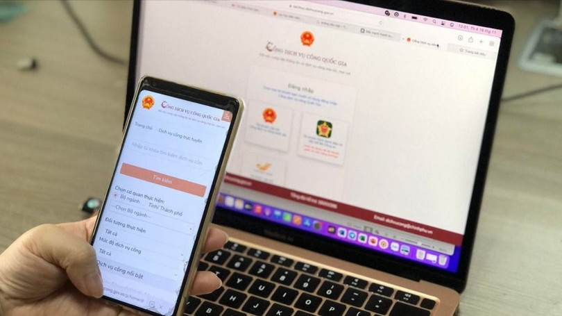 Để sử dụng 4 thủ tục hành chính trong Đảng của Hà Nội trên Cổng Dịch vụ công quốc gia, đảng viên thuộc Đảng bộ TP Hà Nội mở Cổng Dịch vụ công quốc gia và đăng nhập mã QR của VNeID.