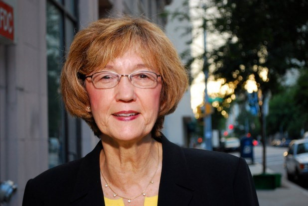 Bà Elaine Marshall với 8,8 tỷ USD.