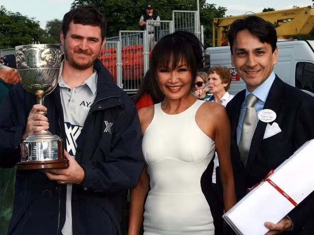 Nữ doanh nhân gốc Singapore, Carrie Perrodo xếp vị trí thứ 13 với 9,4 tỷ USD.