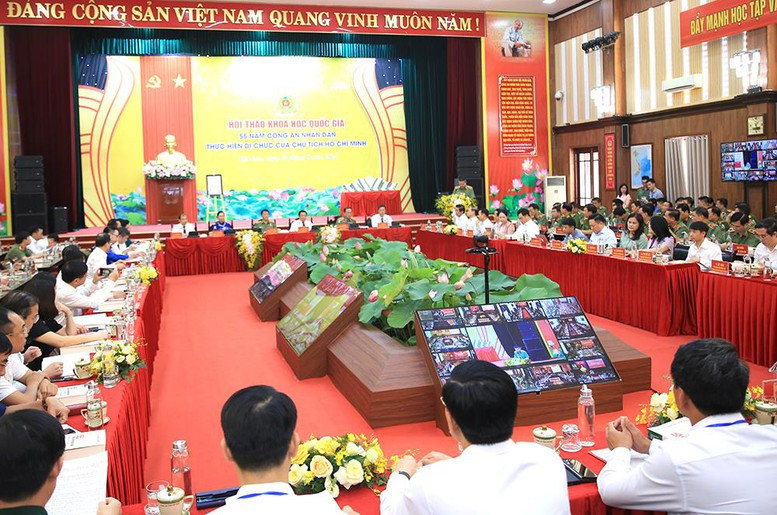 Hội thảo khoa học quốc gia 55 năm CAND thực hiện Di chúc của Chủ tịch Hồ Chí Minh - Ảnh VGPNN- năm 2024.jpg