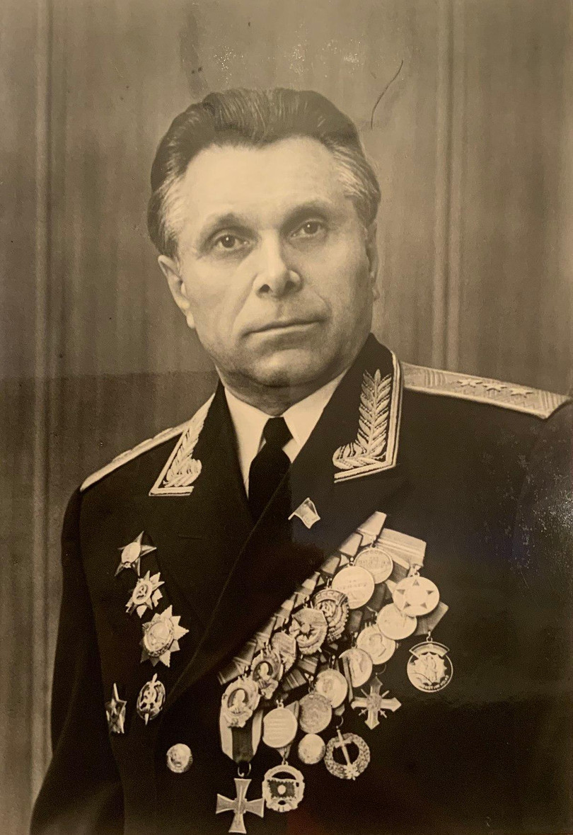 Bộ trưởng Nội vụ Nikolai Shchelokov