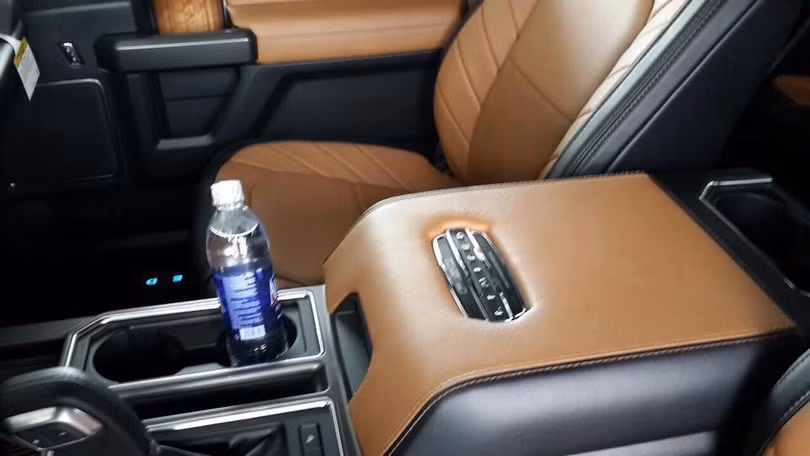 Xe bán tải hạng sang Ford F-150 Limited 2016 giá 1,4 tỷ đồng ảnh 7