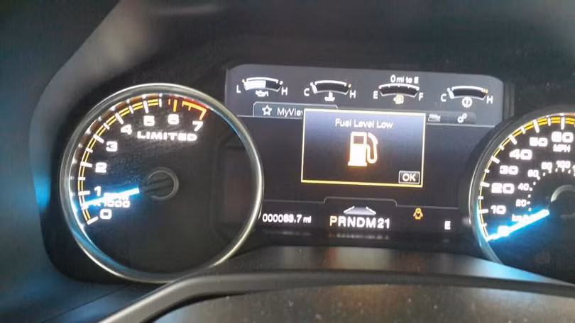 Xe bán tải hạng sang Ford F-150 Limited 2016 giá 1,4 tỷ đồng ảnh 9